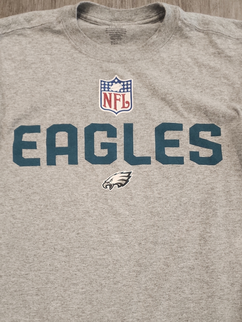 NFL Philadelphia Eagles Gray Long Sleeve Tee - Picture 2 of 4